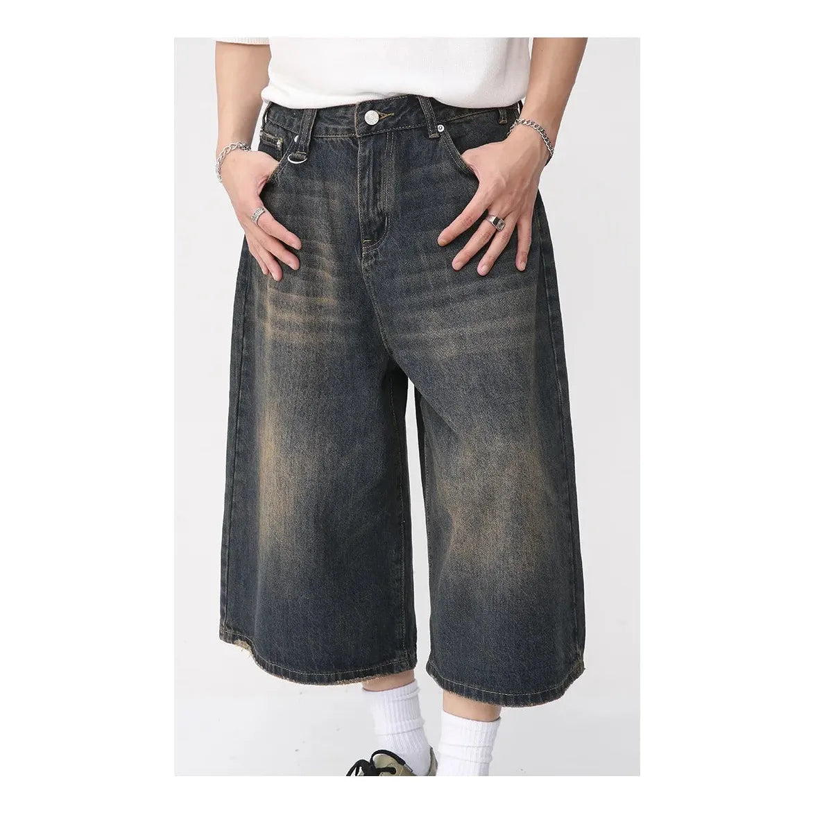 HYPExSTORE® VAELORIA BERMUDA SHORTS