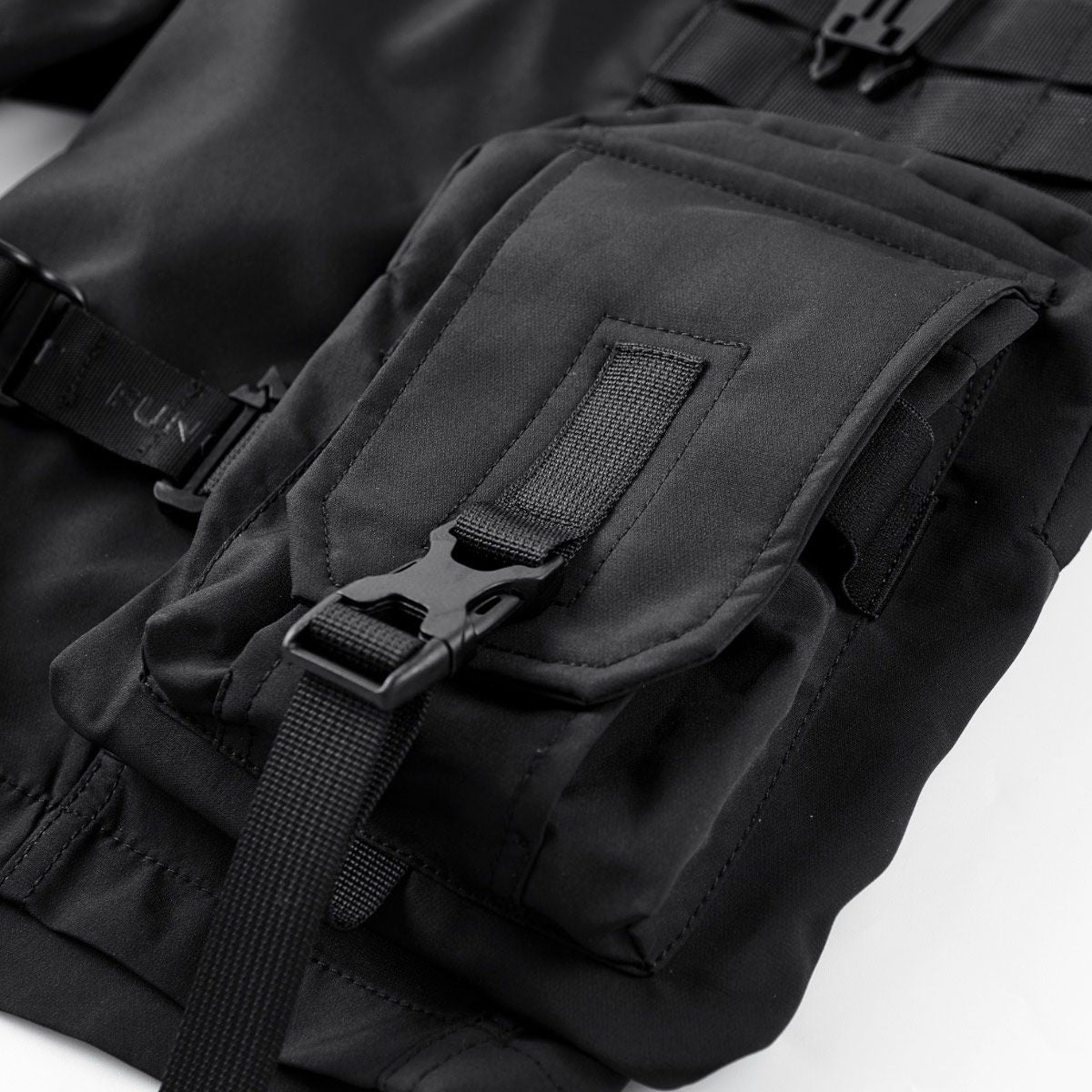 HYPExSTORE® TECHWEAR CARGO SHORTS